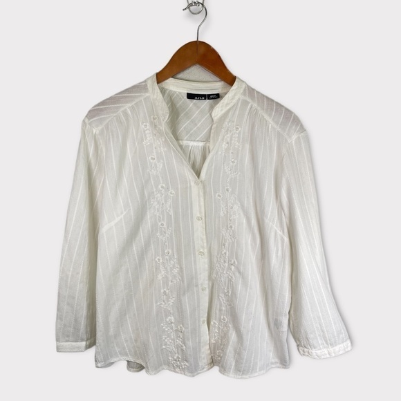 A.n.a. Bohemian Embroidered Button Down Collarless 3/4 Sleeve Top Off White Sz M - Picture 1 of 5